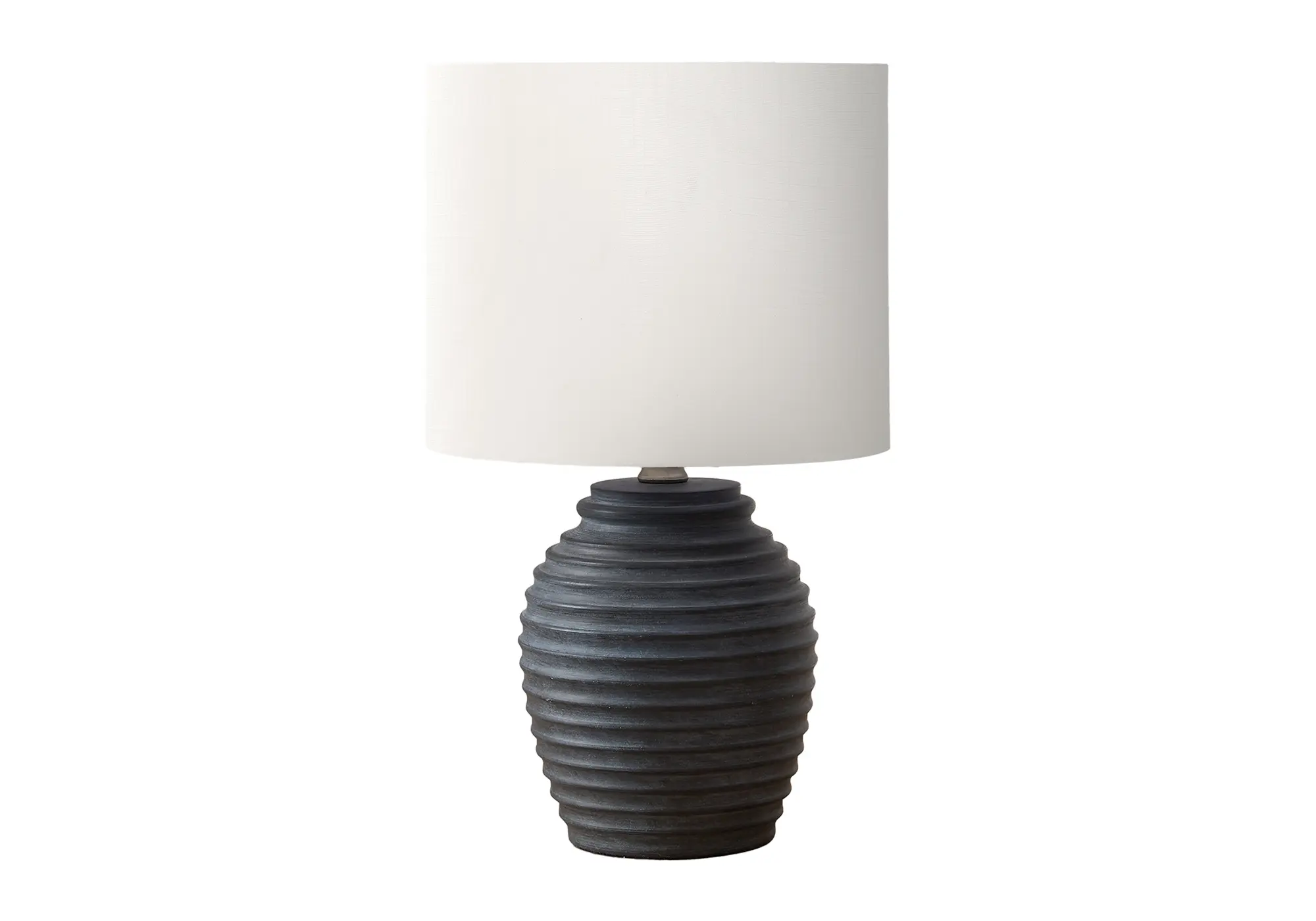 17"H TABLE LAMP BLACK RESIN / IVORY SHADE