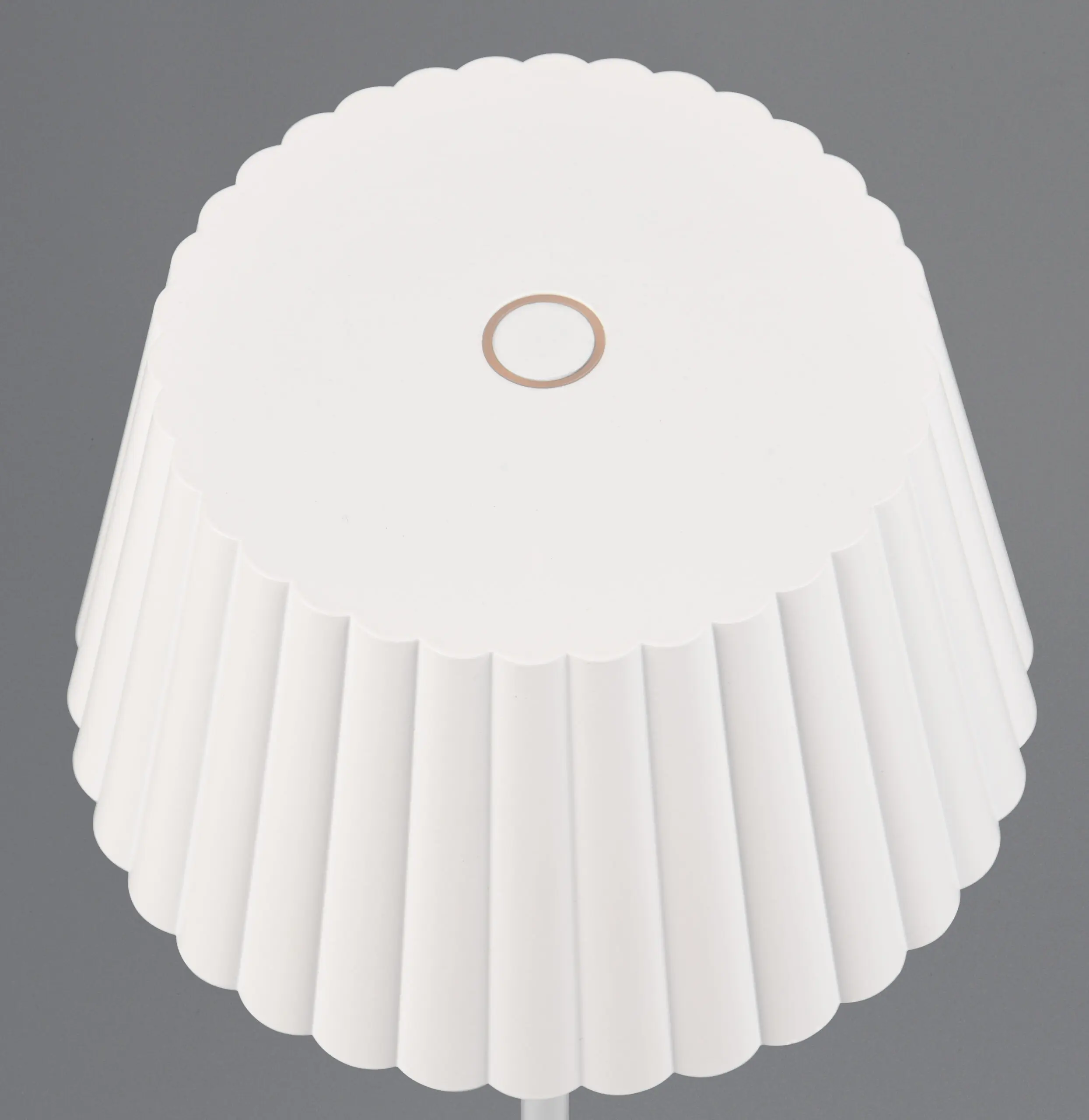 Suarex Floor Lamp - Image 2