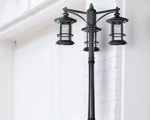 TREEHOUSE Outdoor Light - Image 2